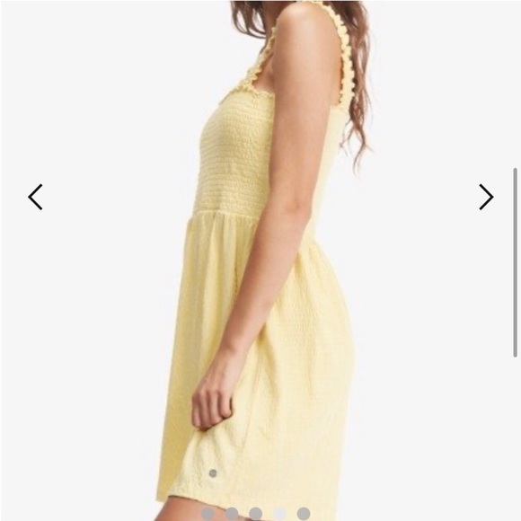 Roxy Hanging Ten Smocked Mini Dress. Size Medium - Picture 2 of 11
